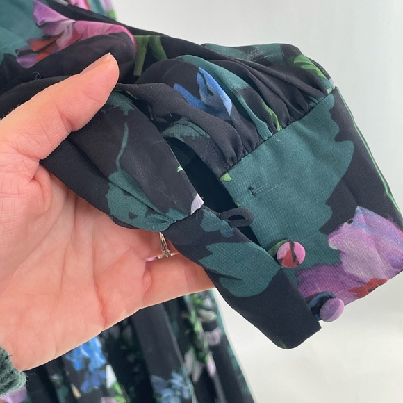 Badgley Mischka Pleated Gown, 8 - Picture 8 of 16